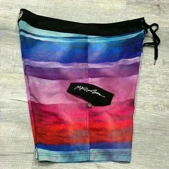 MAUI AND SONS 4-way Stretch Board Shorts Cargo Pocket Men's Size 37” X 10” EUC - Picture 3 of 16